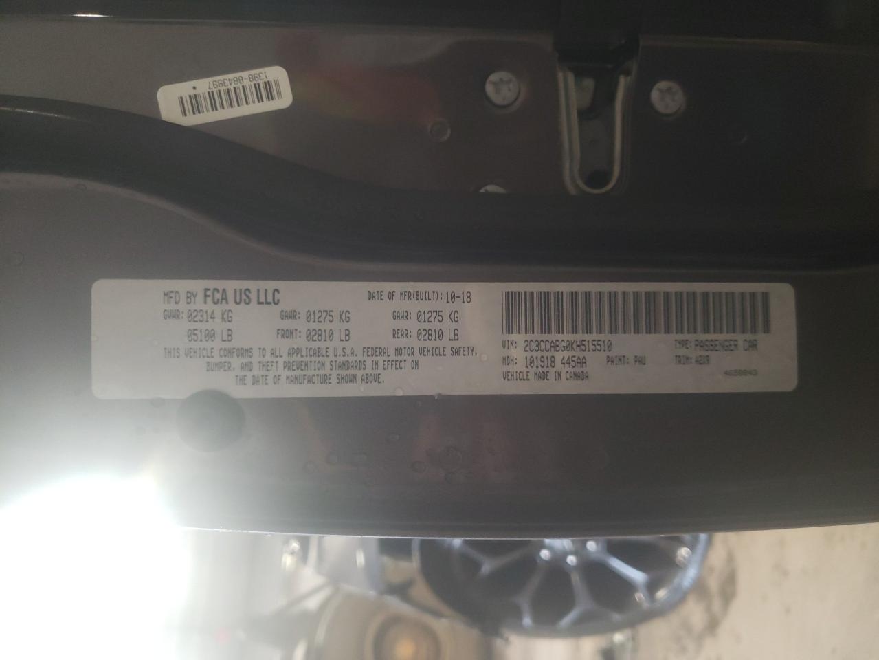 Photo 10 from auction – 2019 CHRYSLER 300 S with VIN 2C3CCABG0KH515510