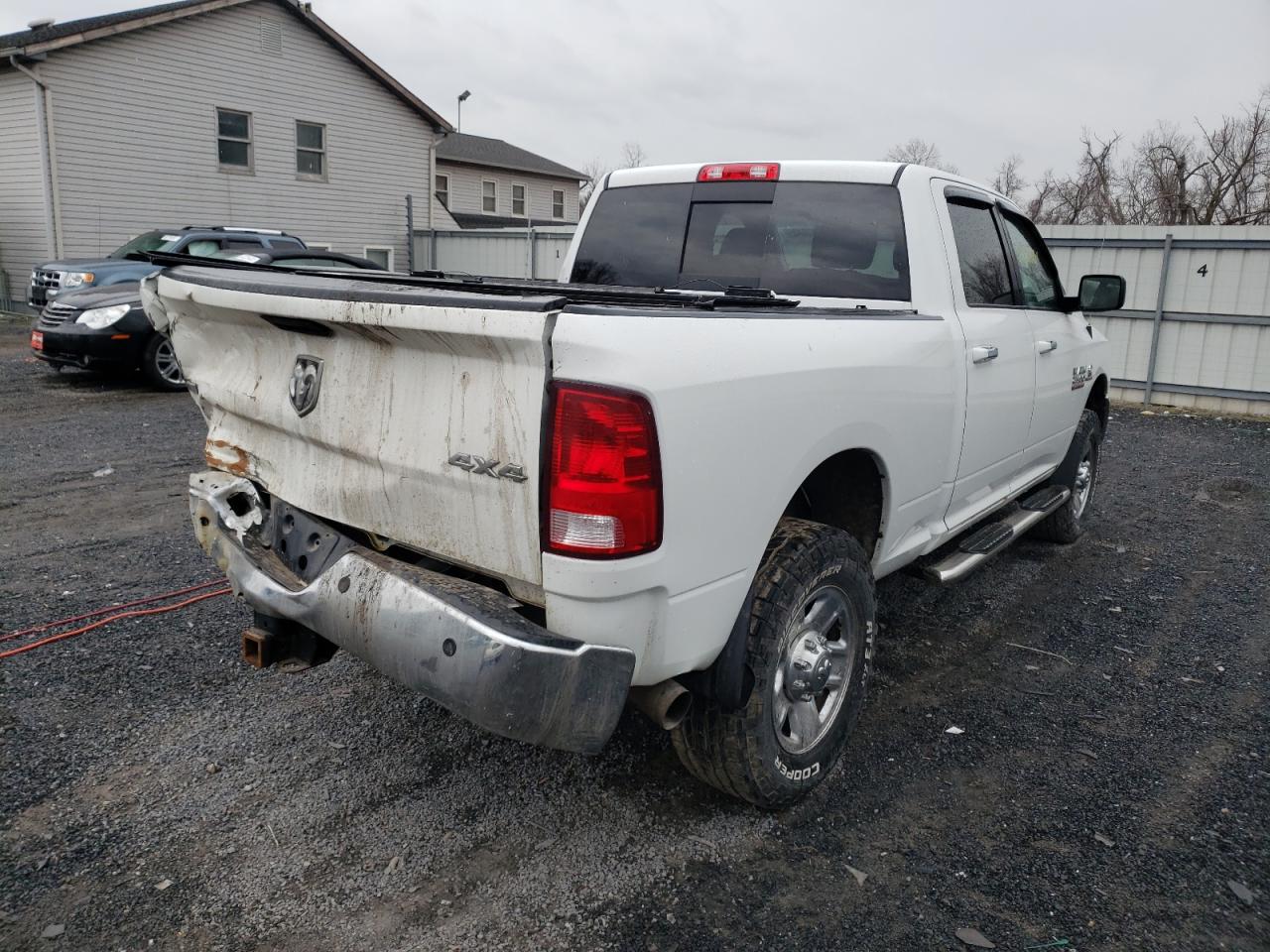 Photo 4 from auction – 2017 RAM 2500 SLT with VIN 3C6UR5DL2HG693385
