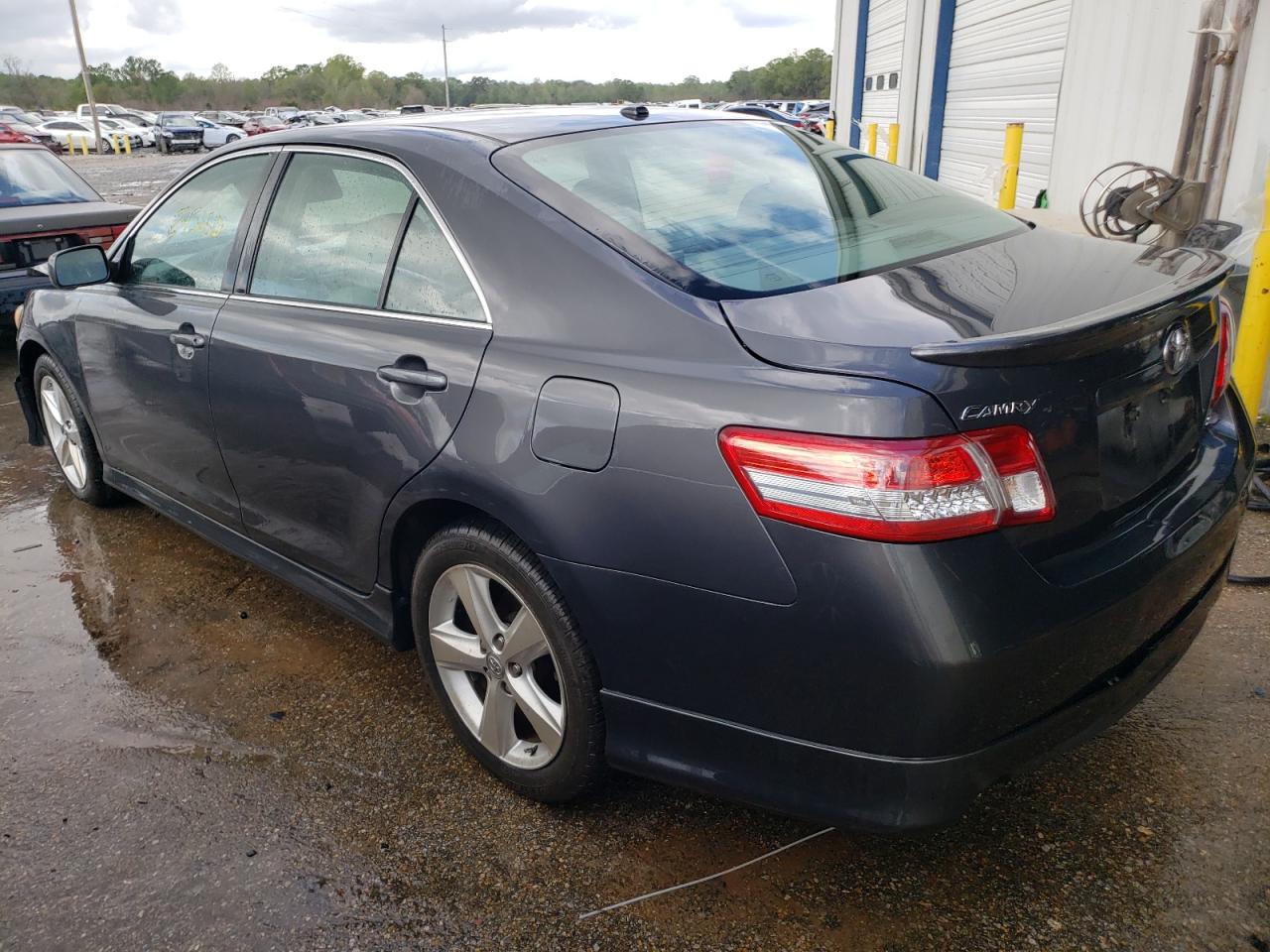 Photo 3 from auction – 2011 TOYOTA CAMRY BASE with VIN 4T1BF3EK7BU647716