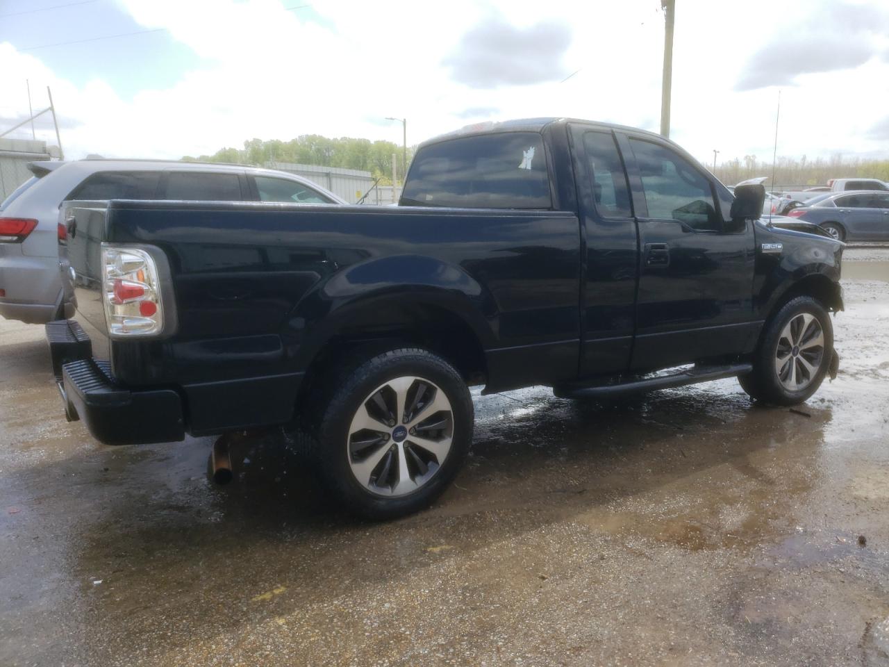 Photo 4 from auction – 2008 FORD F150 with VIN 1FTRF12268KE92799