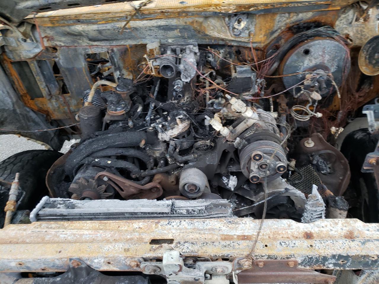 Photo 7 from auction – 1988 FORD F350 with VIN 2FTJW35G1JCA39412