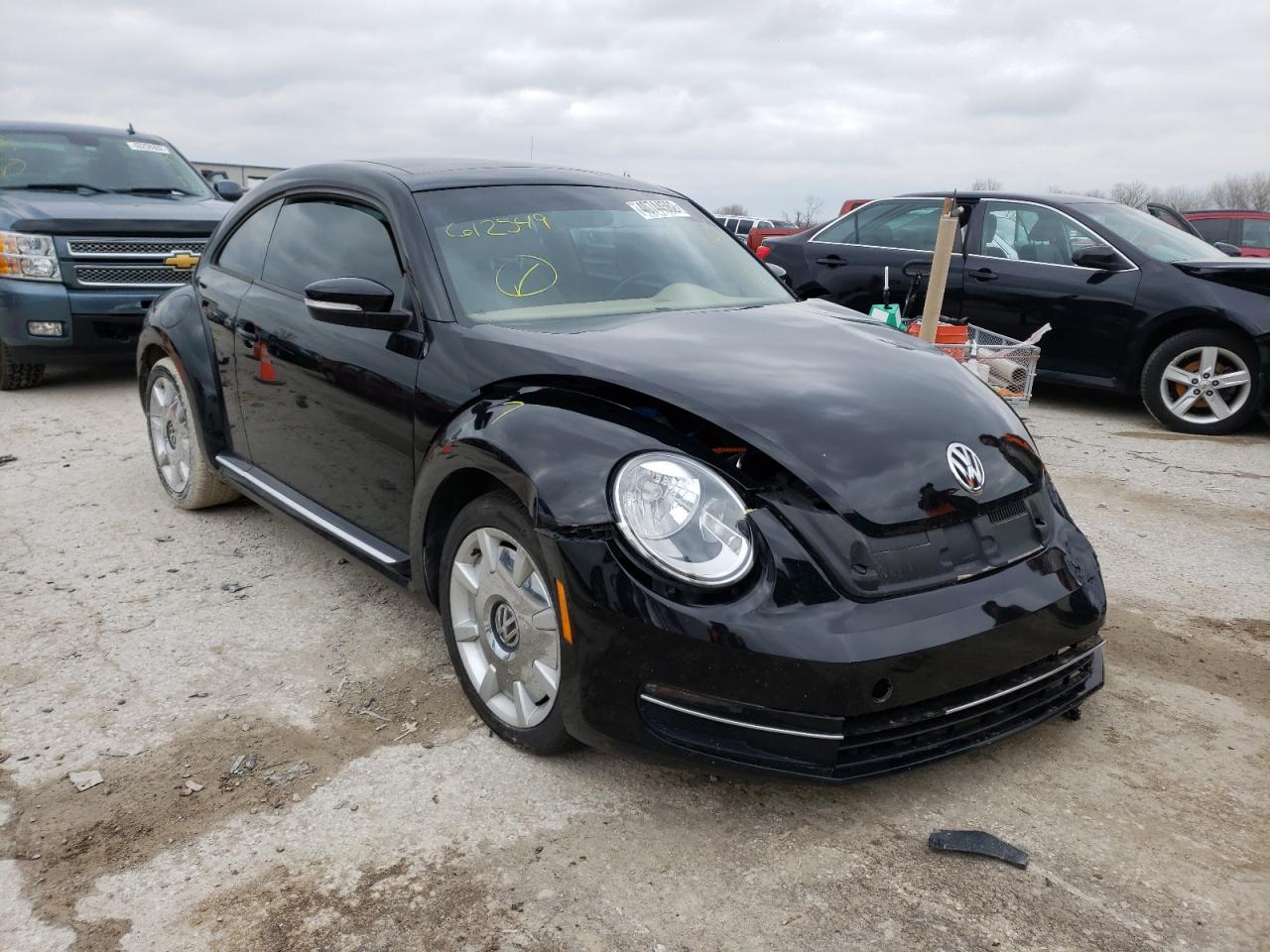 Photo 1 from auction – 2013 VOLKSWAGEN BEETLE with VIN 3VWJP7AT5DM612549