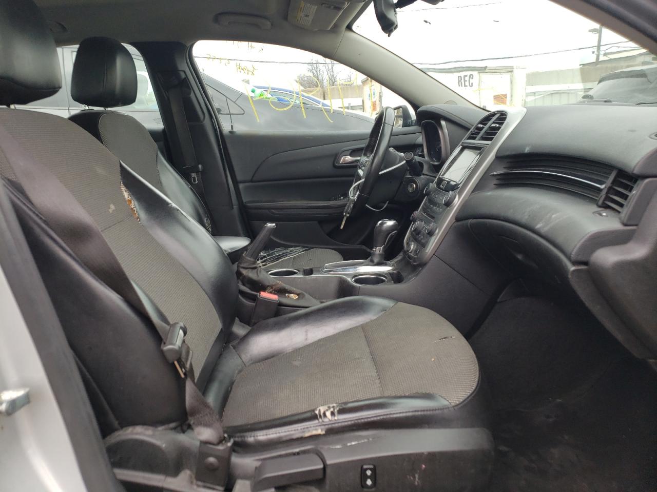 Photo 5 from auction – 2015 CHEVROLET MALIBU 2LT with VIN 1G11D5SL0FF161296