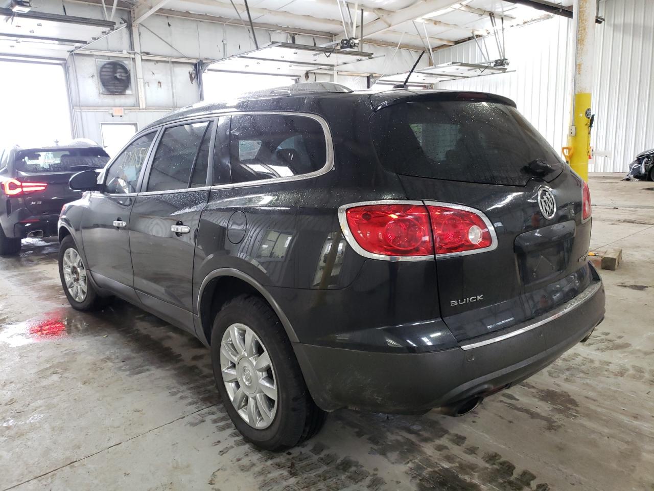 Photo 3 from auction – 2011 BUICK ENCLAVE CX with VIN 5GAKRBED1BJ114710