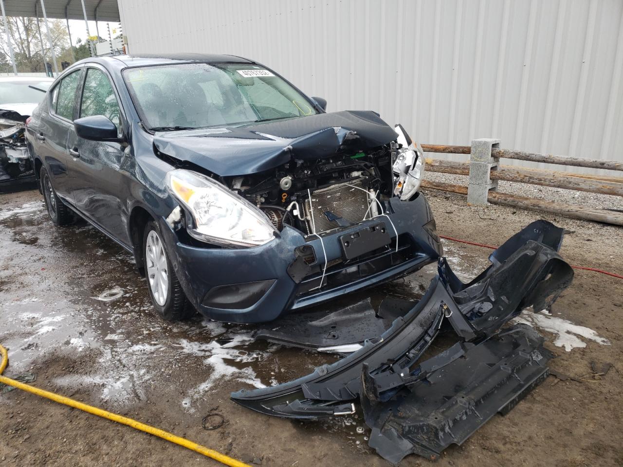 NISSAN VERSA S 2017 with VIN 3N1CN7AP3HL832534 - Photo from auction