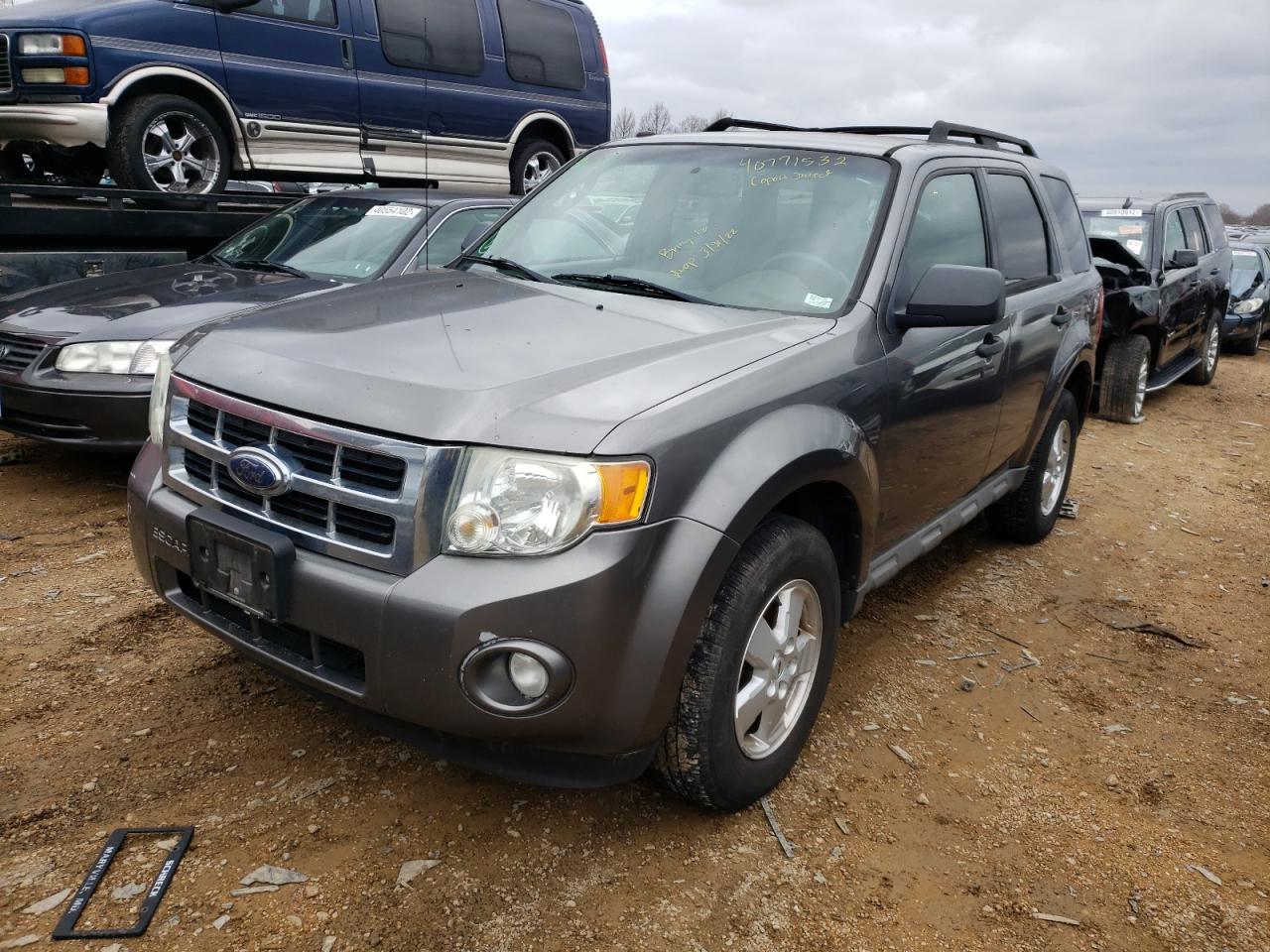 Photo 9 from auction – 2009 FORD ESCAPE XLT with VIN 1FMCU03709KC38440