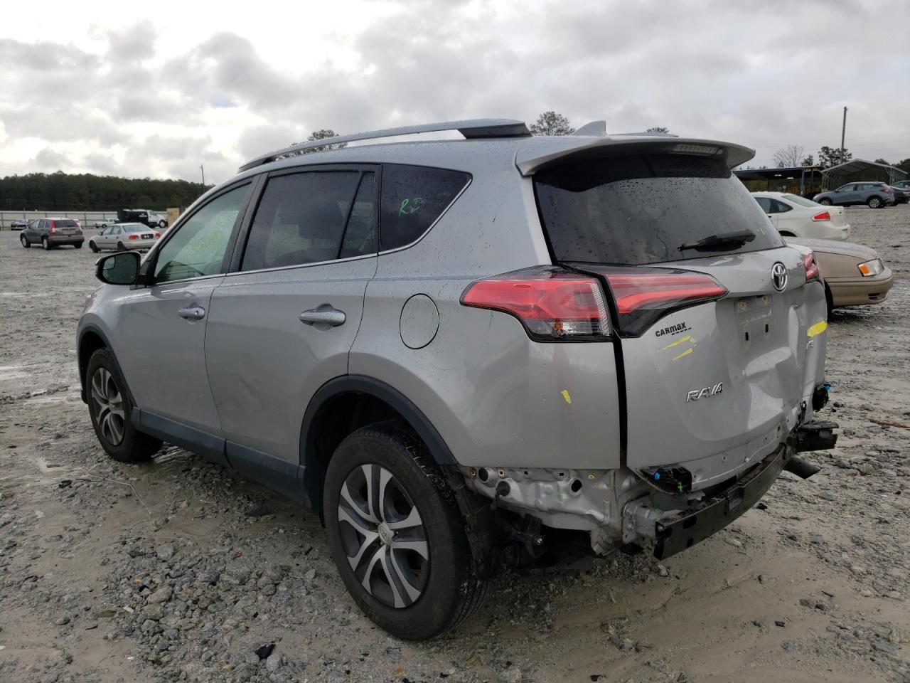 Photo 3 from auction – 2018 TOYOTA RAV4 LE with VIN 2T3ZFREV1JW455483