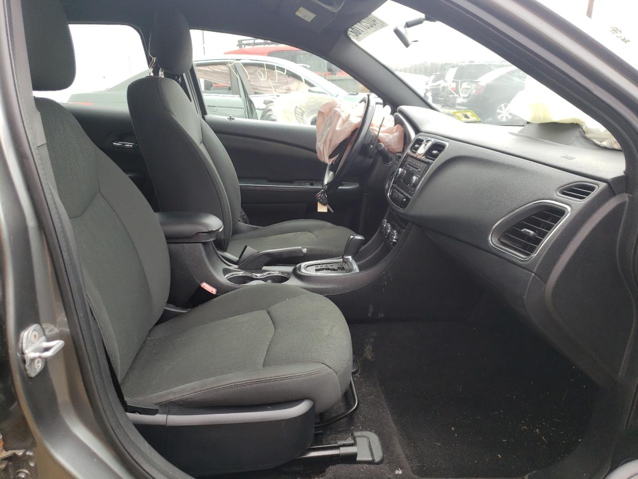 Photo 5 from auction – 2011 CHRYSLER 200 TOURIN with VIN 1C3BC1FG9BN612363