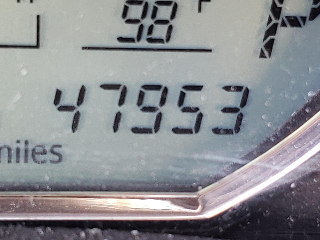 Photo 8 from auction – 2015 TOYOTA COROLLA L with VIN 5YFBURHE5FP337845