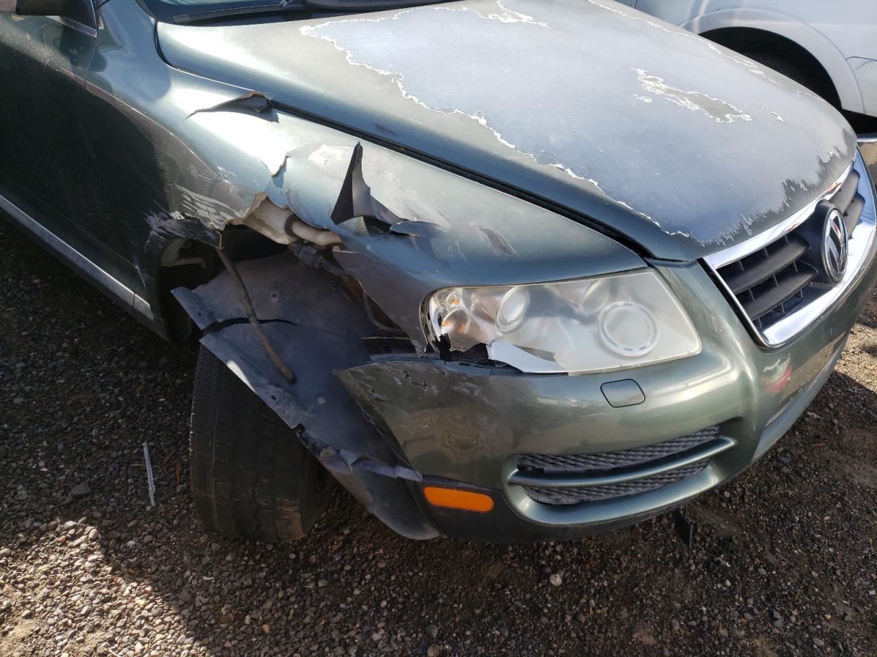 Photo 9 from auction – 2004 VOLKSWAGEN TOUAREG 3. with VIN WVGBC77L94D065755