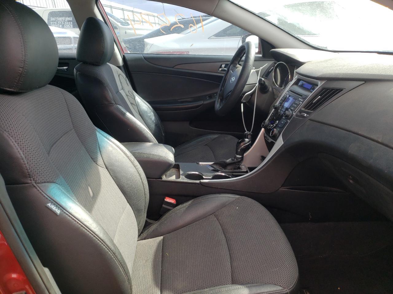 Photo 5 from auction – 2011 HYUNDAI SONATA SE with VIN 5NPEC4AC3BH306192
