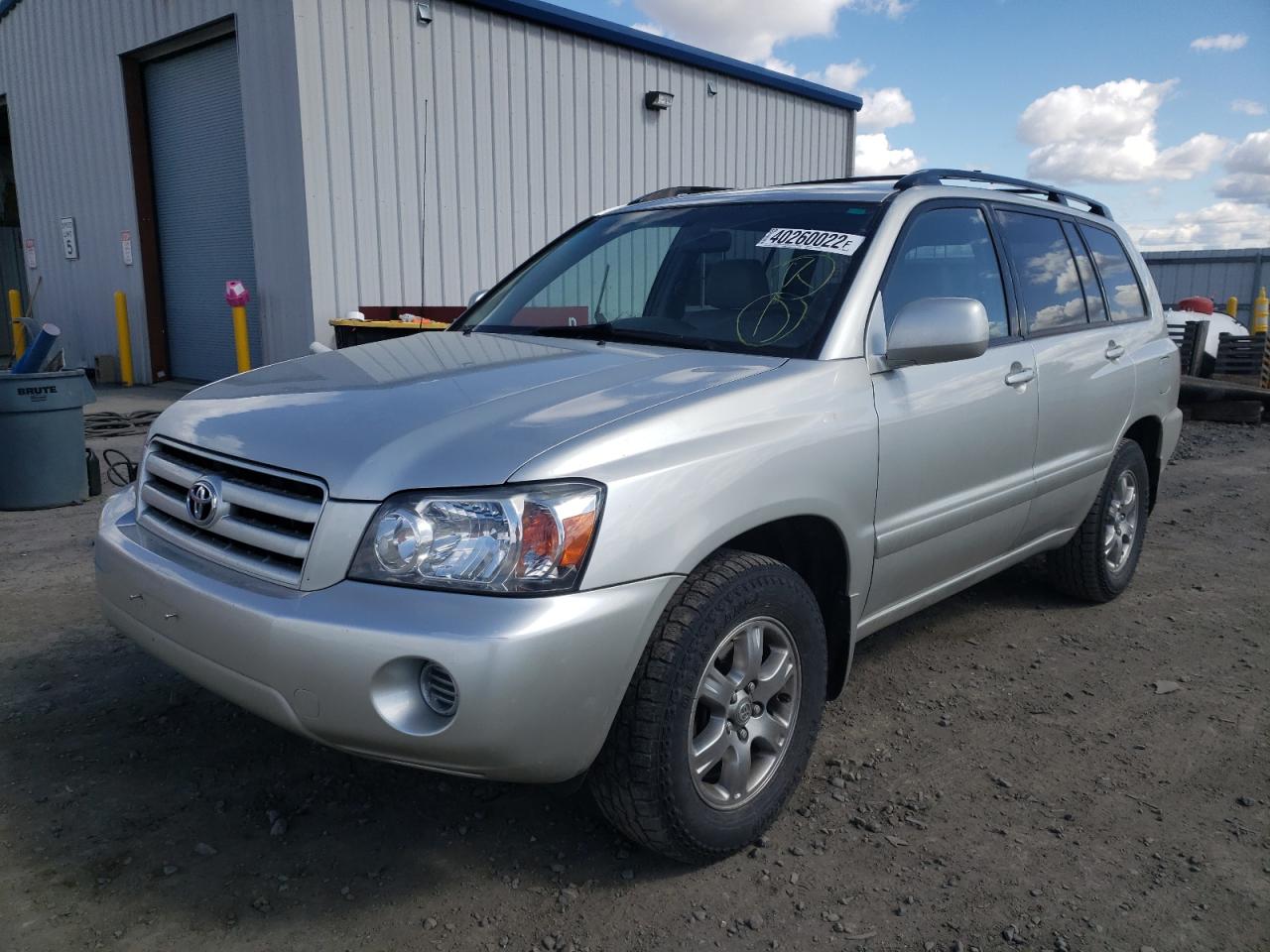 Photo 2 from auction – 2005 TOYOTA HIGHLANDER with VIN JTEDD21A750120440