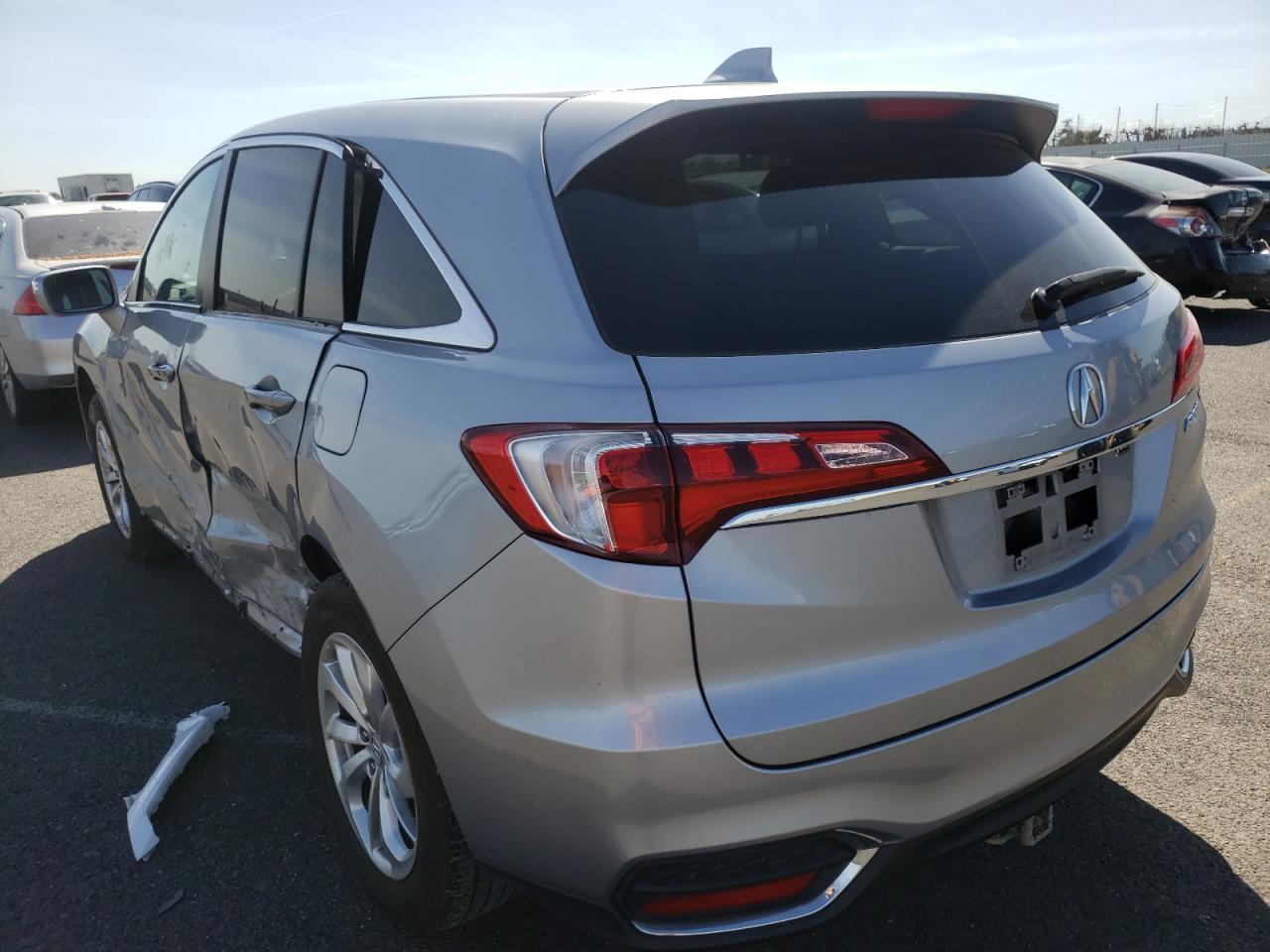 Photo 3 from auction – 2017 ACURA RDX with VIN 5J8TB3H37HL009703