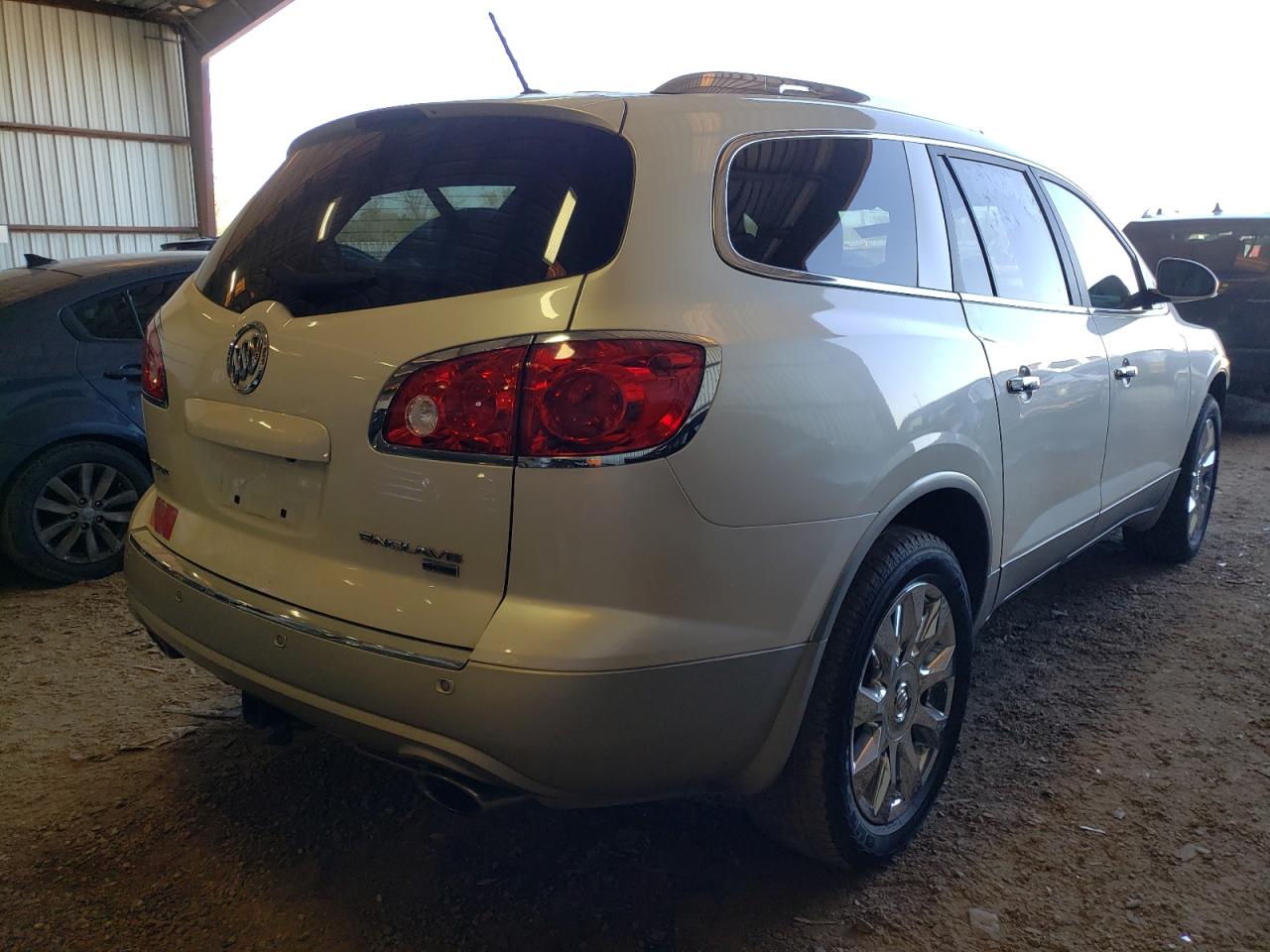 Photo 4 from auction – 2011 BUICK ENCLAVE CX with VIN 5GAKRCED4BJ368174