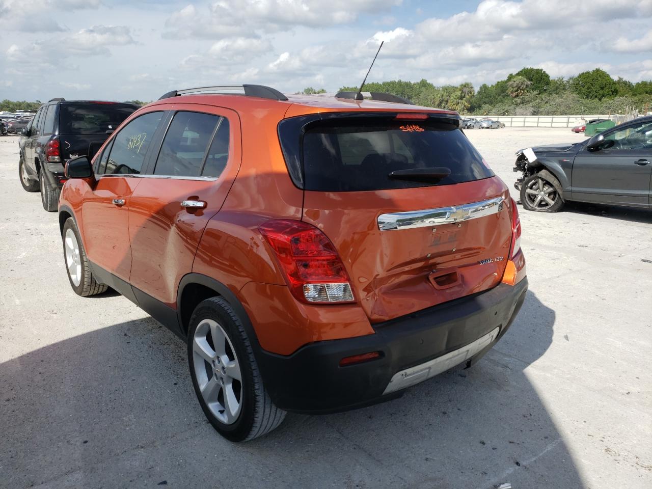 Photo 3 from auction – 2015 CHEVROLET TRAX LTZ with VIN KL7CJNSB5FB077737