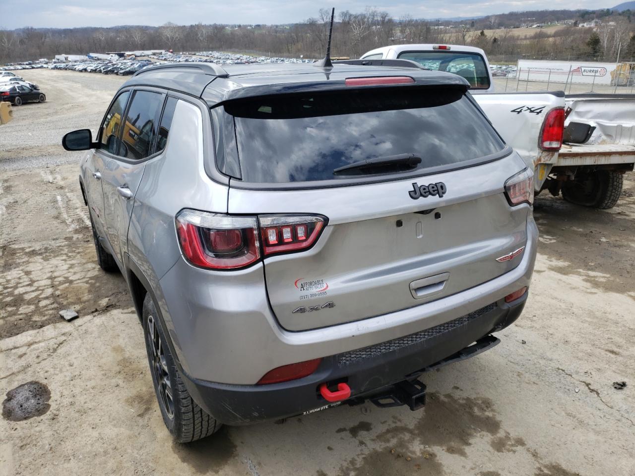 Photo 3 from auction – 2020 JEEP COMPASS TR with VIN 3C4NJDDB6LT122231