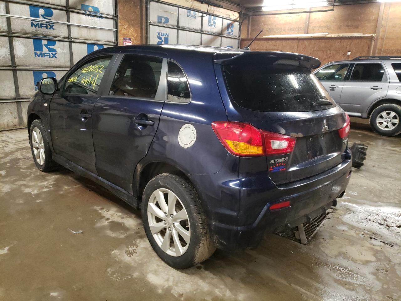 Photo 3 from auction – 2012 MITSUBISHI OUTLANDER with VIN JA4AR4AU3CZ009921