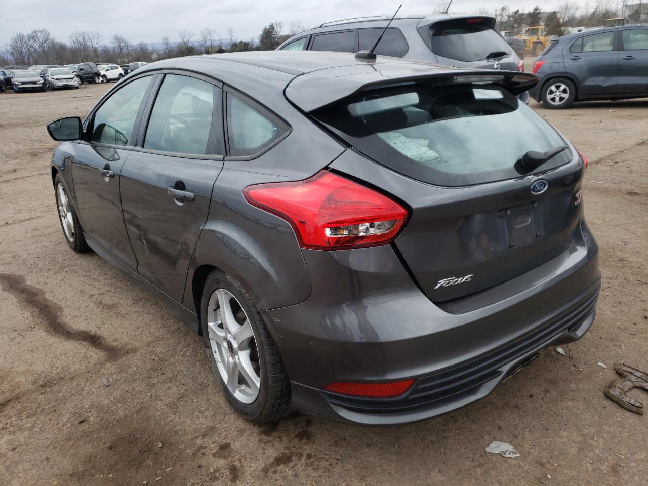 Photo 3 from auction – 2017 FORD FOCUS ST with VIN 1FADP3L94HL207855