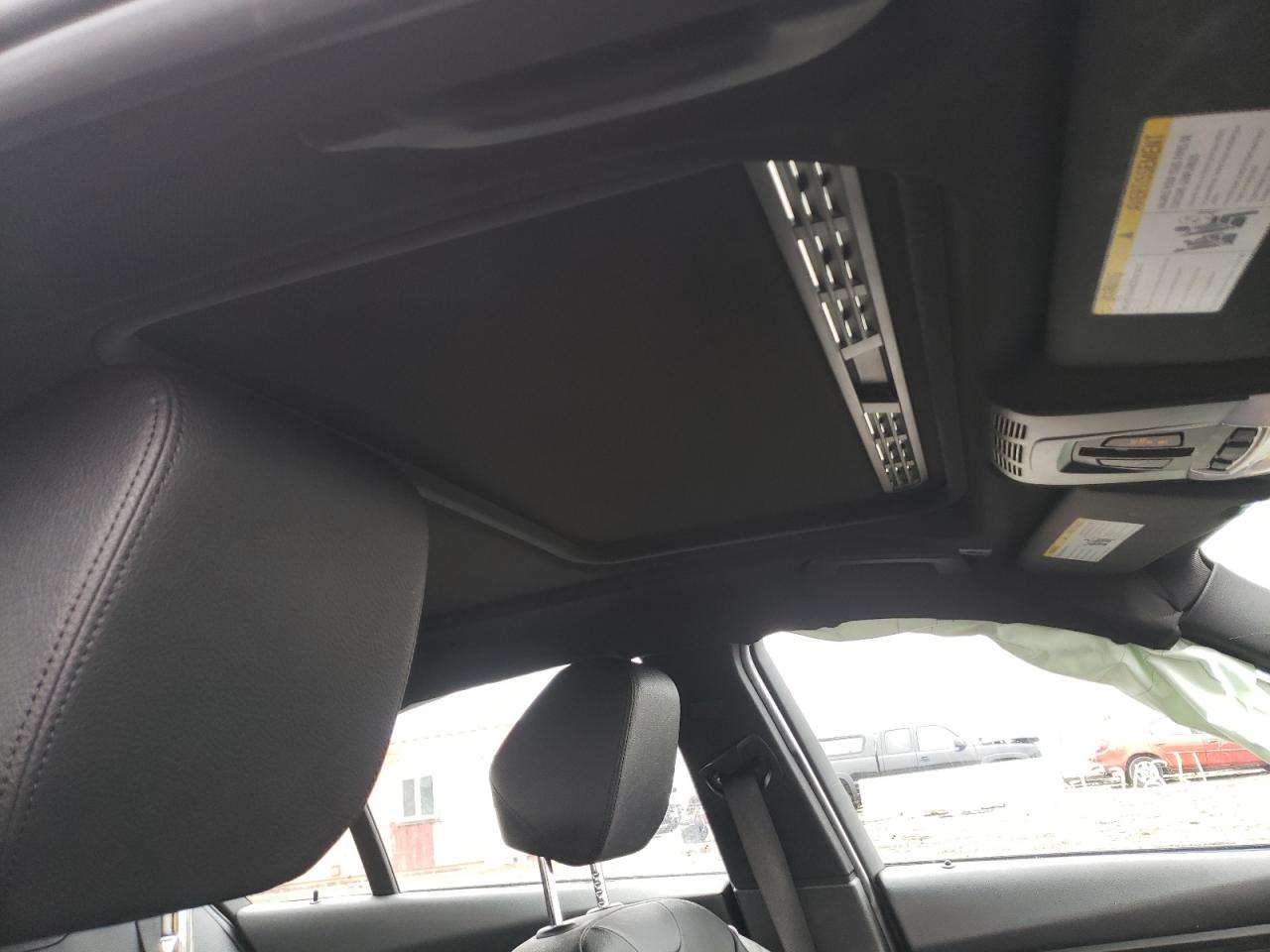 Photo 9 from auction – 2016 BMW 320 XI with VIN WBA8A3C53GK689181