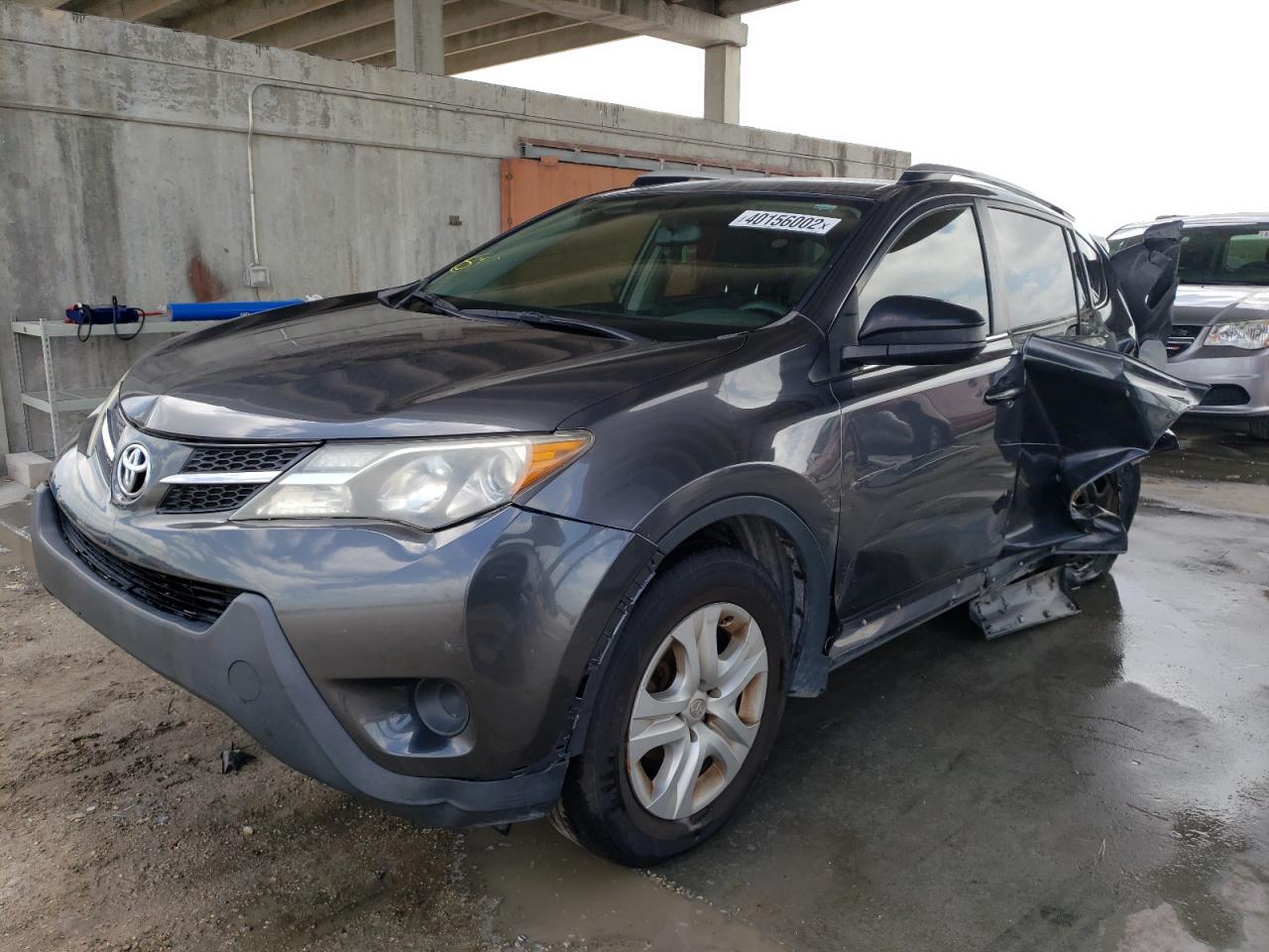 Photo 2 from auction – 2015 TOYOTA RAV4 LE with VIN JTMZFREV1FD080571