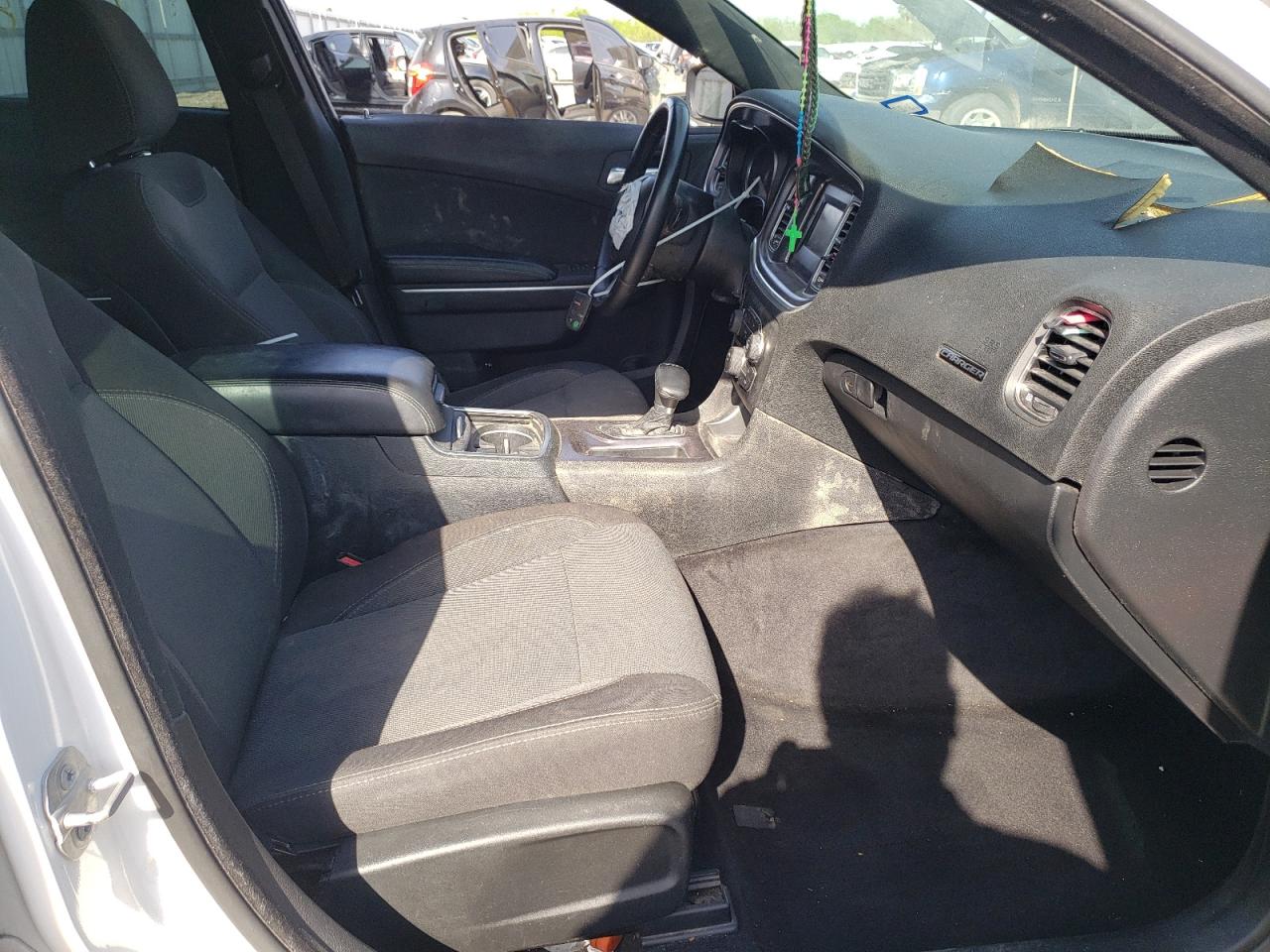 Photo 5 from auction – 2015 DODGE CHARGER SE with VIN 2C3CDXBG7FH751240