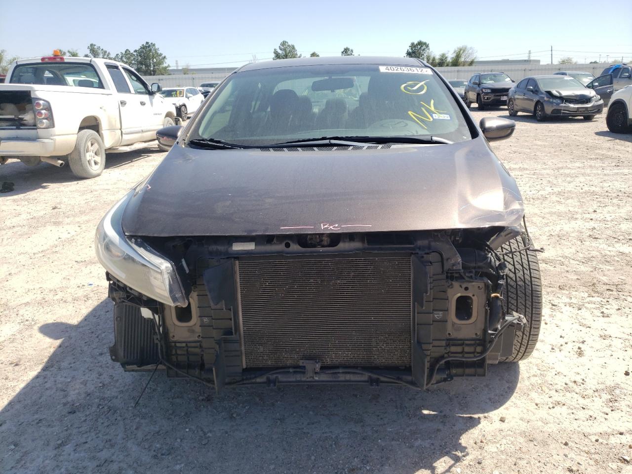 Photo 9 from auction – 2017 KIA FORTE LX with VIN 3KPFK4A77HE114362