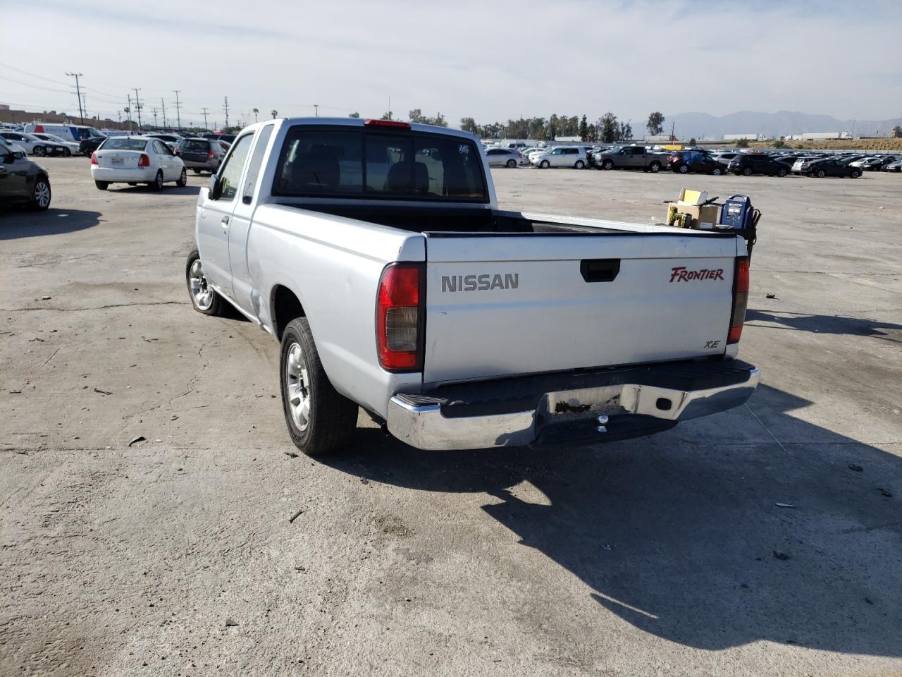 Photo 3 from auction – 2000 NISSAN FRONTIER K with VIN 1N6DD26S6YC338200