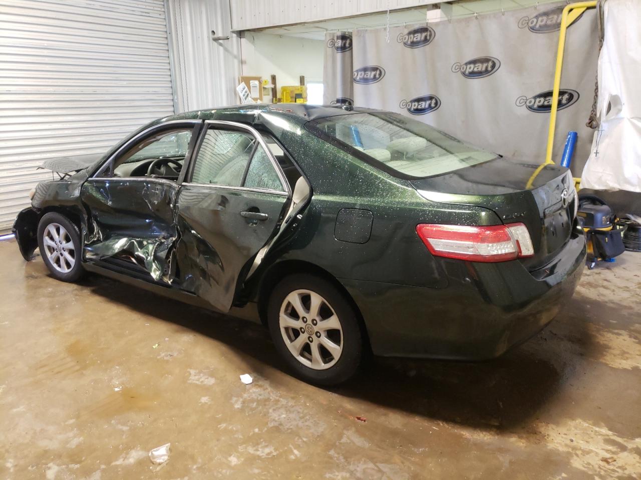 Photo 3 from auction – 2011 TOYOTA CAMRY BASE with VIN 4T1BF3EK8BU582889