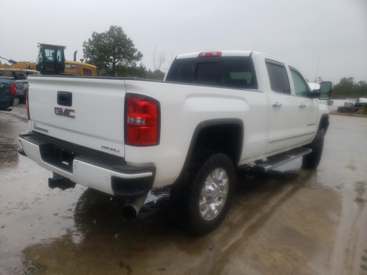 Photo 4 from auction – 2015 GMC SIERRA K25 with VIN 1GT120E86FF517581