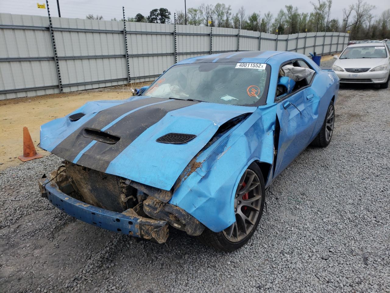 Photo 2 from auction – 2016 DODGE CHALLENGER with VIN 2C3CDZDJ1GH157930