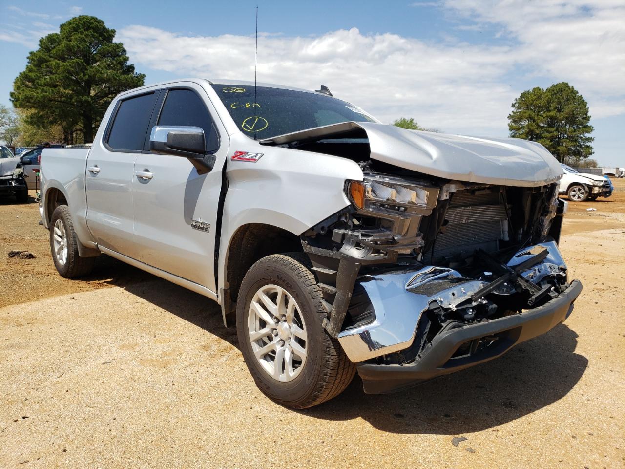 CHEVROLET SILVERADO 2020 with VIN 1GCUYDED3LZ312780 - Photo from auction