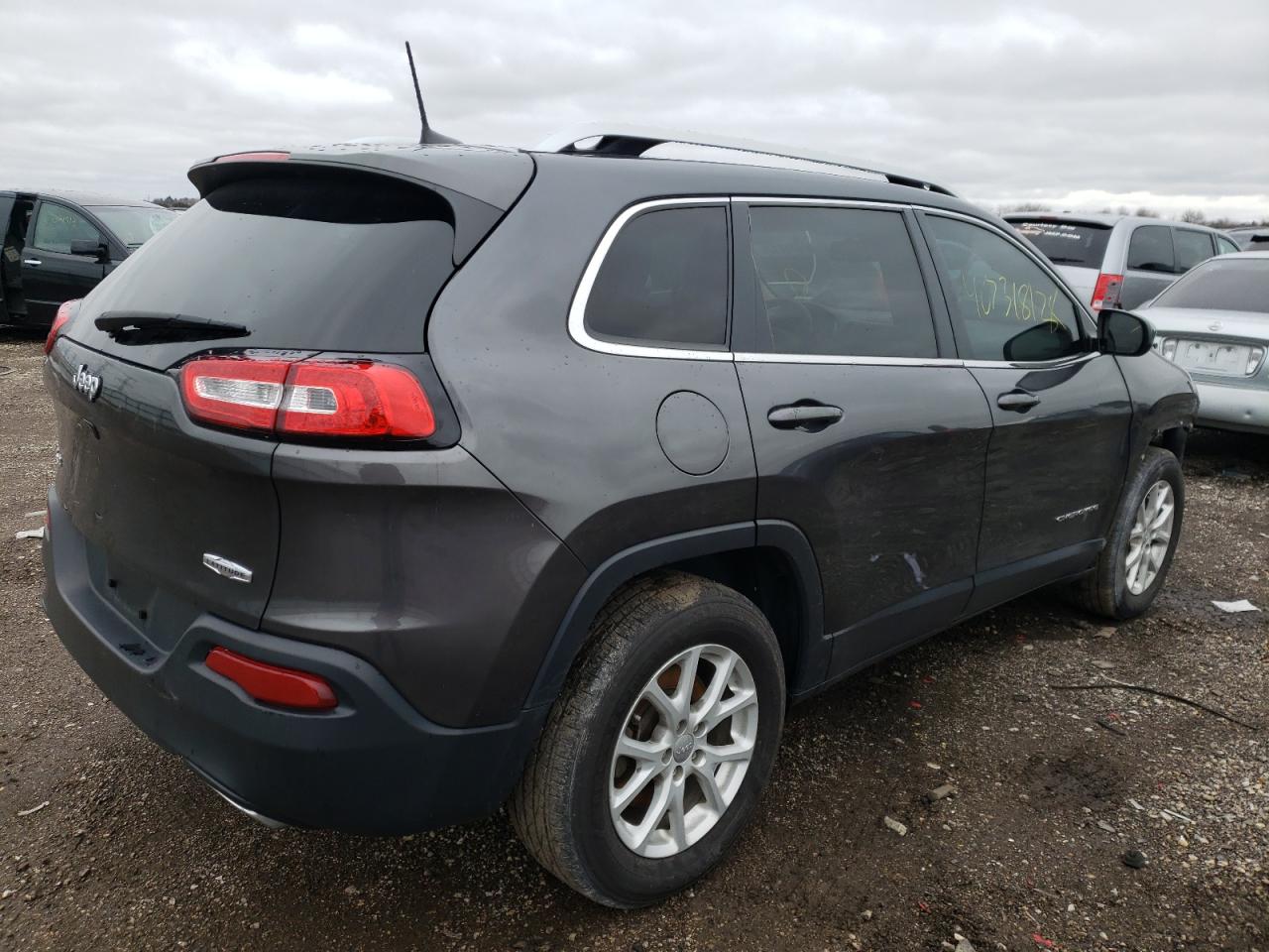 Photo 4 from auction – 2017 JEEP CHEROKEE L with VIN 1C4PJMCS0HW545575