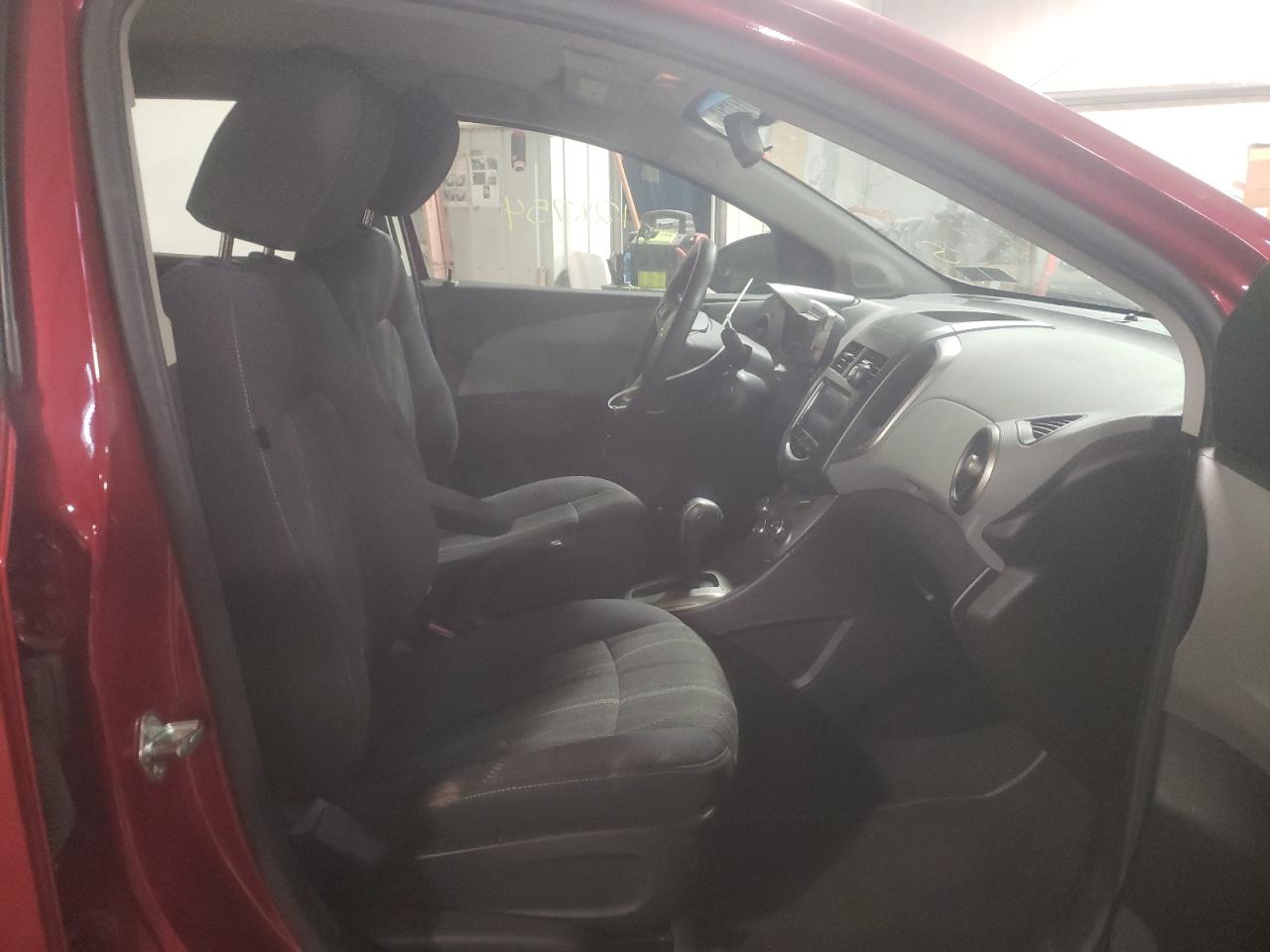 Photo 5 from auction – 2013 CHEVROLET SONIC LT with VIN 1G1JC6SG4D4215090