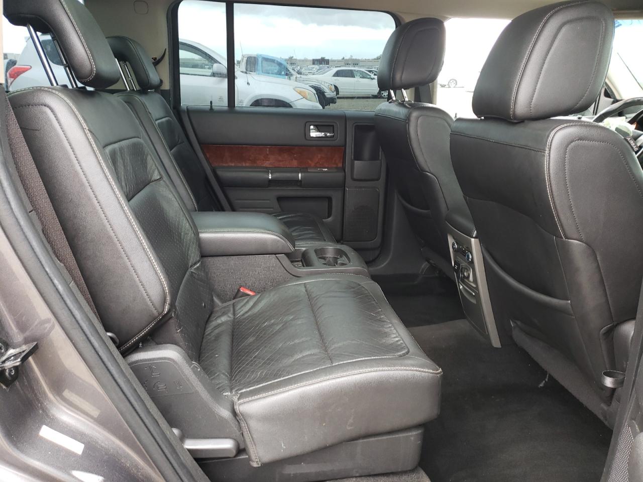 Photo 6 from auction – 2010 FORD FLEX LIMIT with VIN 2FMHK6DC2ABA39348