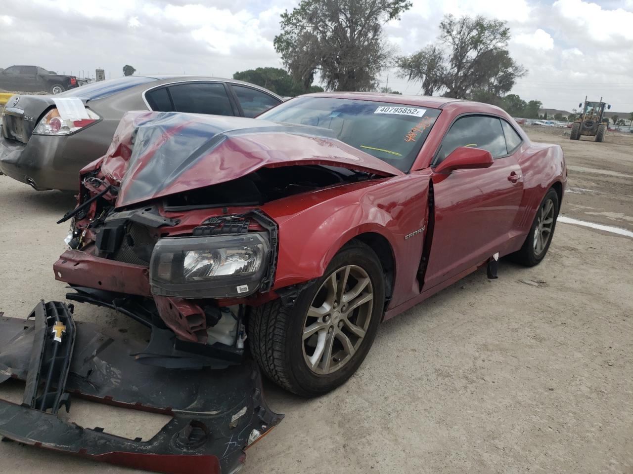 Photo 2 from auction – 2015 CHEVROLET CAMARO LS with VIN 2G1FB1E31F9215326
