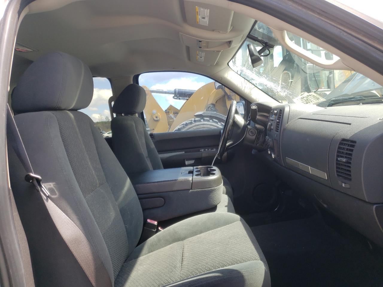 Photo 5 from auction – 2008 CHEVROLET SILVERADO with VIN 2GCEC130481106403