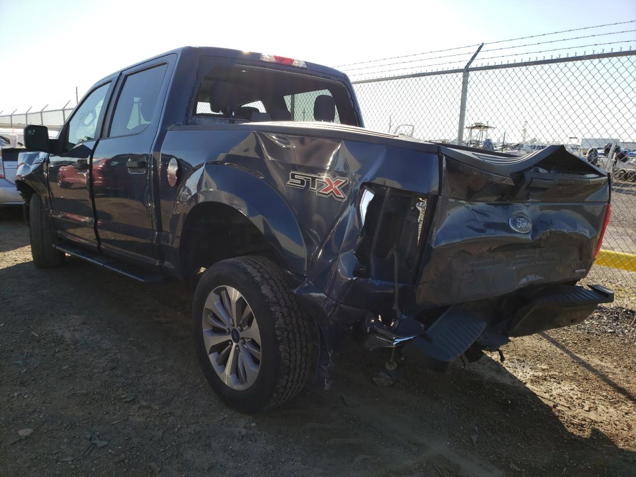 Photo 3 from auction – 2018 FORD F150 SUPER with VIN 1FTEW1CP0JFA30357