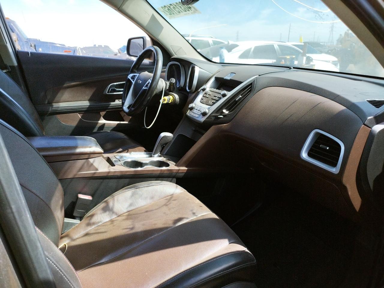 Photo 5 from auction – 2010 CHEVROLET EQUINOX LT with VIN 2CNFLNEW5A6263973