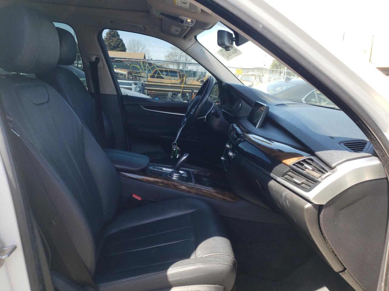 Photo 5 from auction – 2015 BMW X5 XDRIVE3 with VIN 5UXKR0C56F0P01445