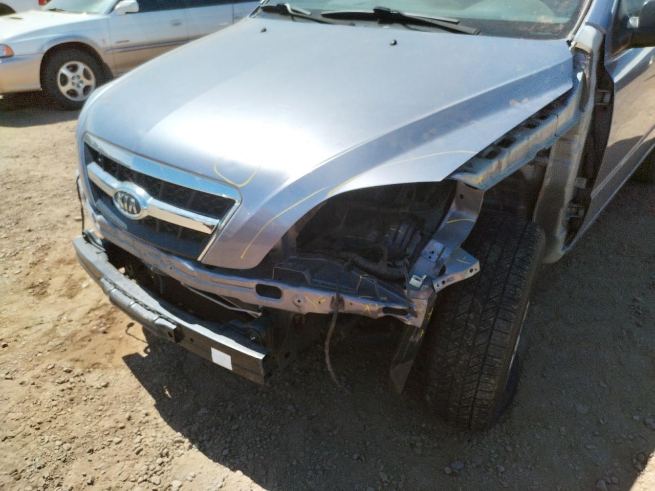 Photo 9 from auction – 2009 KIA SORENTO LX with VIN KNDJD735495890110