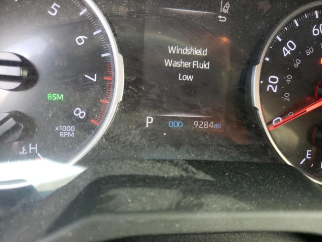 Photo 8 from auction – 2019 TOYOTA RAV4 XLE with VIN JTMP1RFV3KD504928