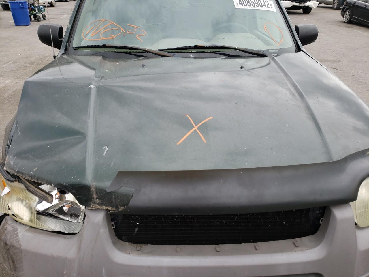 Photo 7 from auction – 2002 FORD ESCAPE XLT with VIN 1FMYU03142KC84165