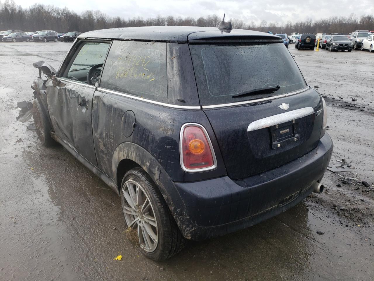 Photo 3 from auction – 2007 MINI COOPER with VIN WMWMF33577TT54208