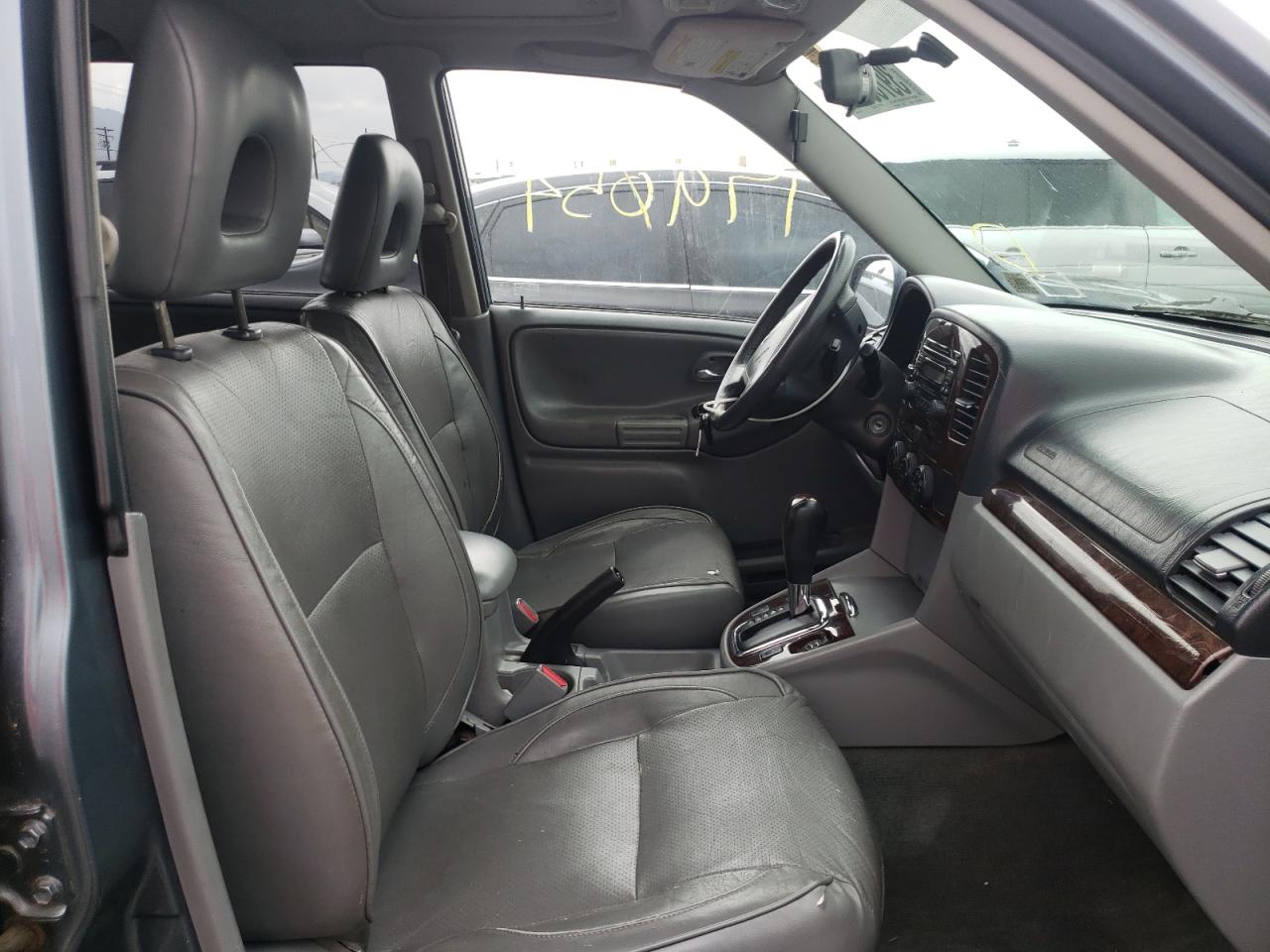 Photo 5 from auction – 2005 SUZUKI XL7 EX with VIN JS3TX92V254104237