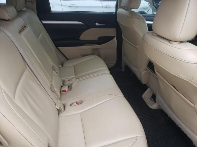 Photo 6 from auction – 2017 TOYOTA HIGHLANDER with VIN 5TDJZRFHXHS438836