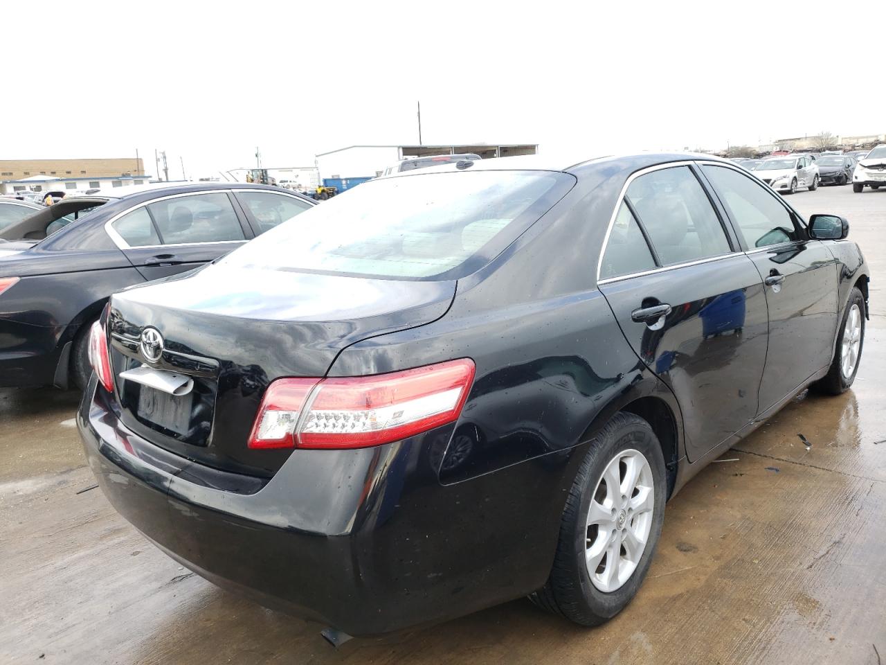 Photo 4 from auction – 2011 TOYOTA CAMRY BASE with VIN 4T1BF3EK2BU683491