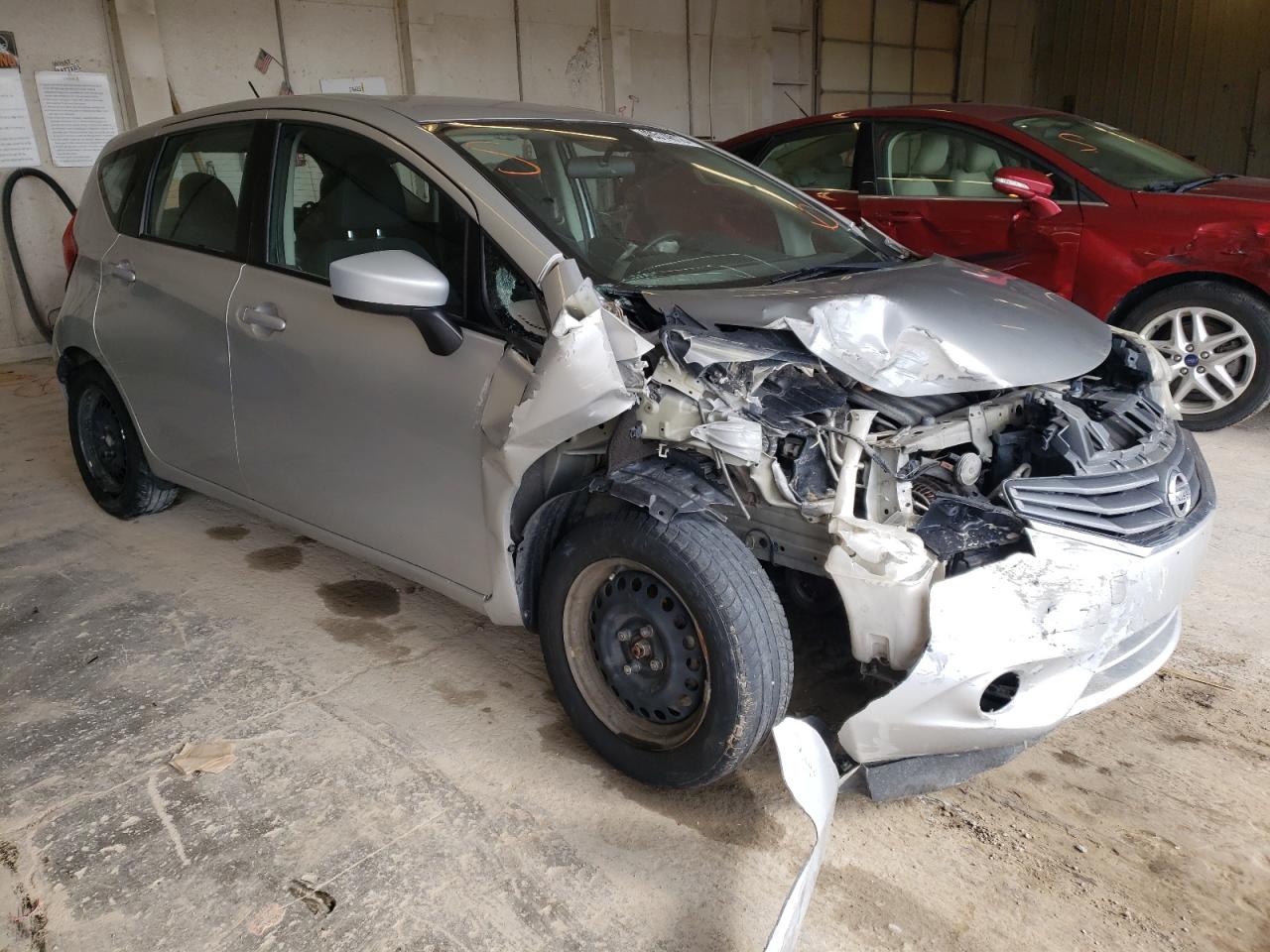 NISSAN VERSA NOTE 2015 with VIN 3N1CE2CP8FL440677 - Photo from auction