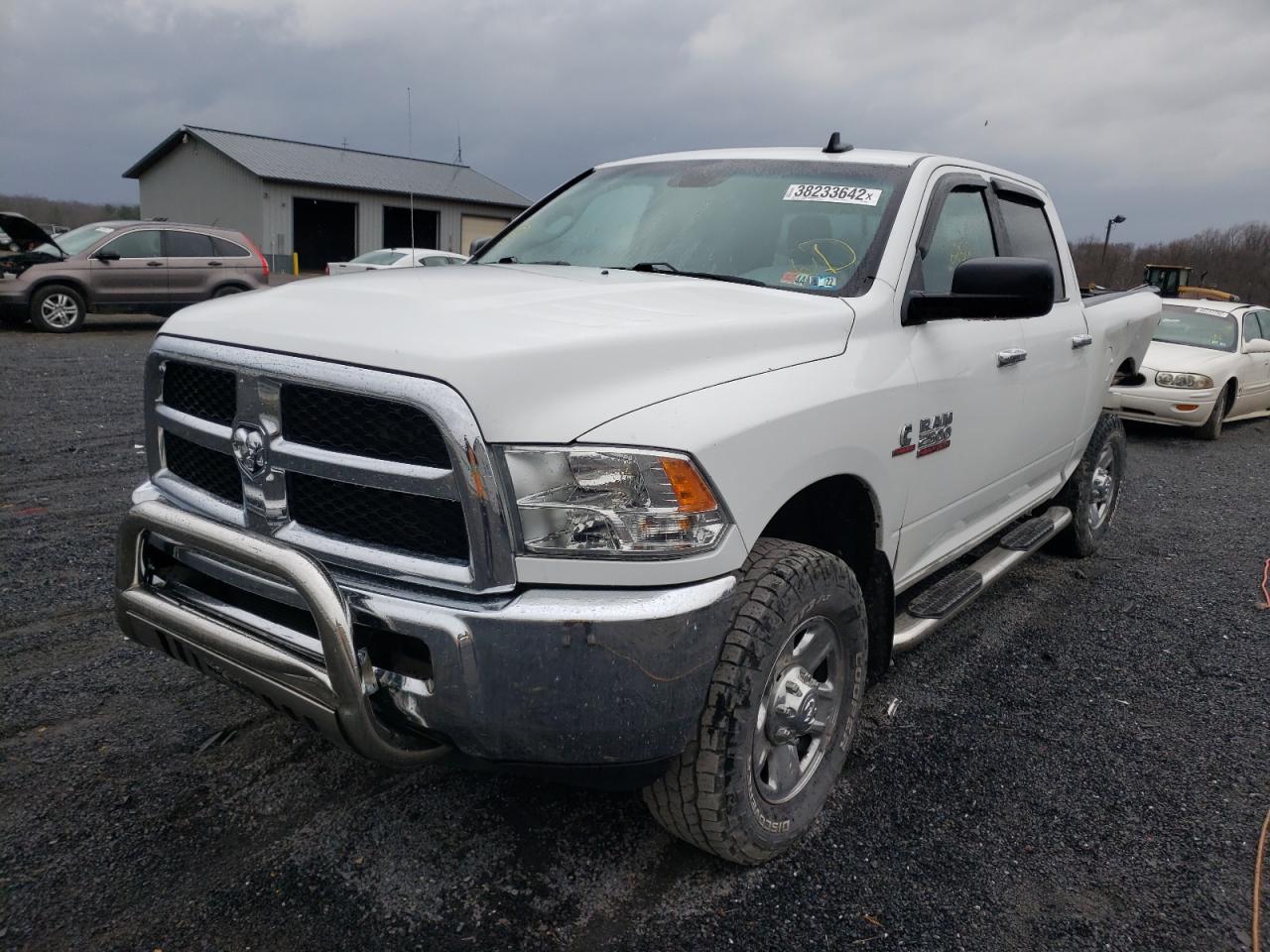 Photo 2 from auction – 2017 RAM 2500 SLT with VIN 3C6UR5DL2HG693385