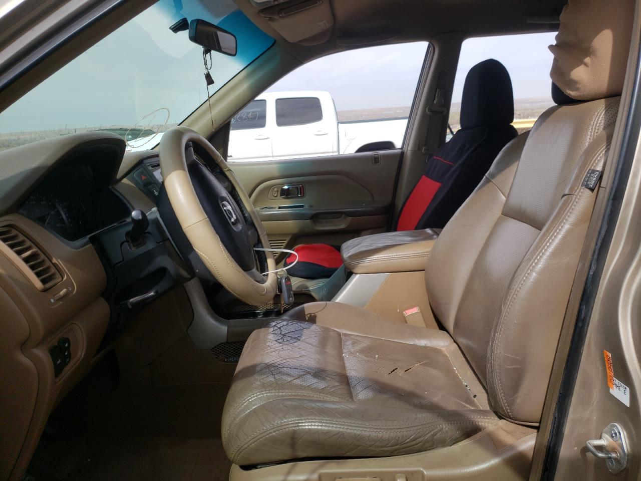 Photo 5 from auction – 2004 HONDA PILOT EXL with VIN 2HKYF18534H613133