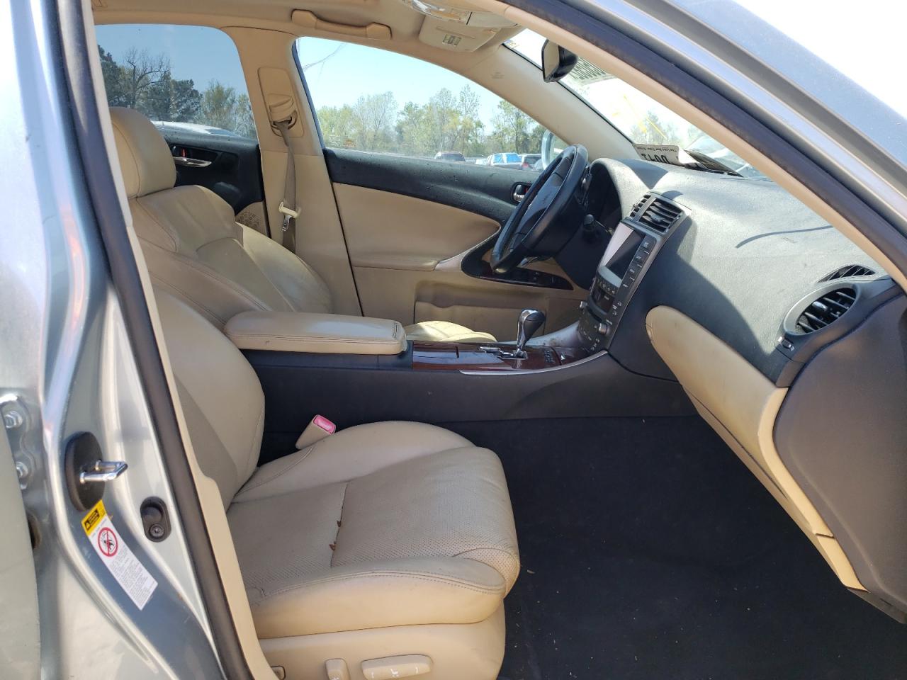 Photo 5 from auction – 2008 LEXUS IS 250 with VIN JTHCK262882024749